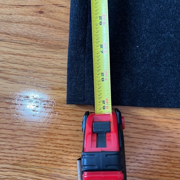 Ann Taylor Straight Leg Black Pants (lined) 98% Wool - Size 8/10 - Picture 15 of 16